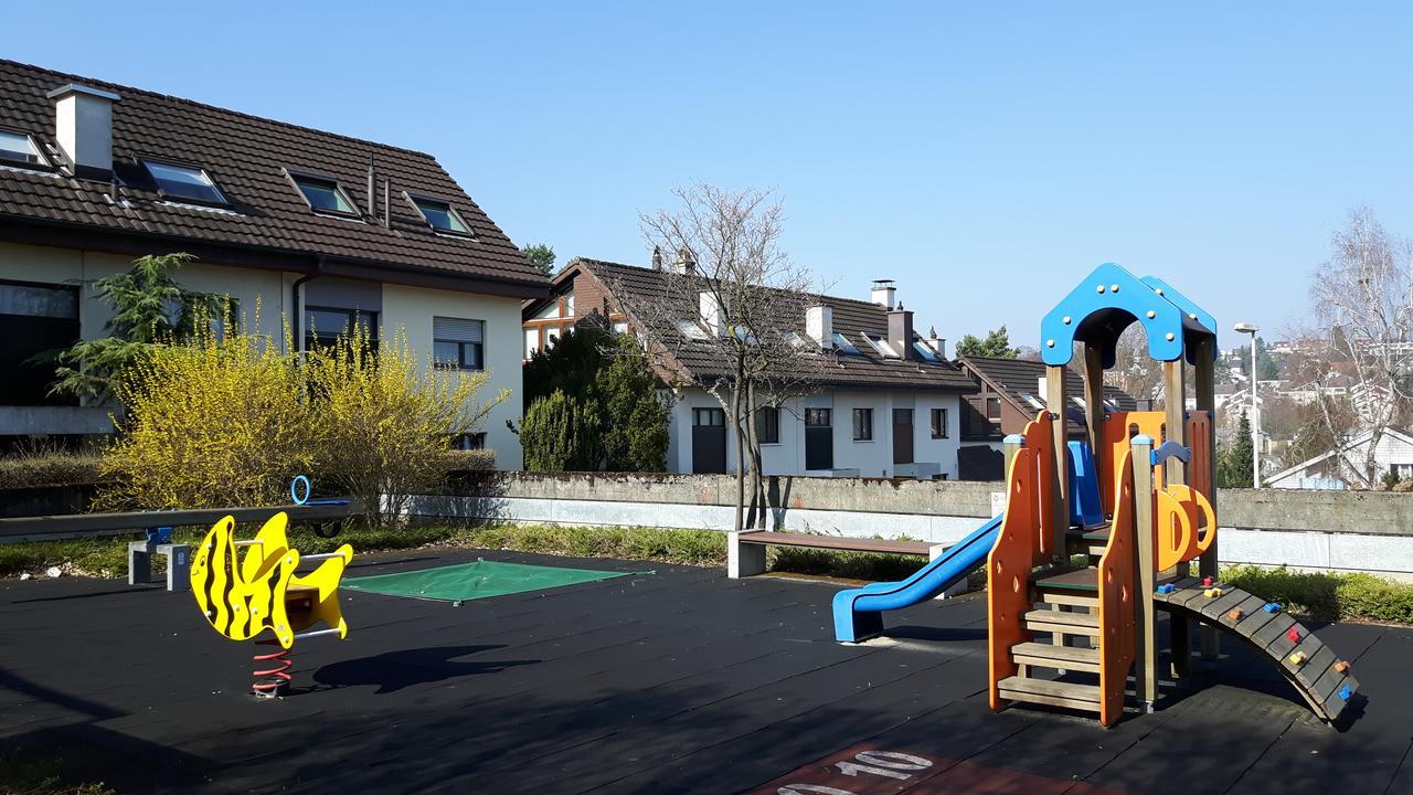 مبيت وإفطار Mybednbreakfast In Bottmingen الغرفة الصورة