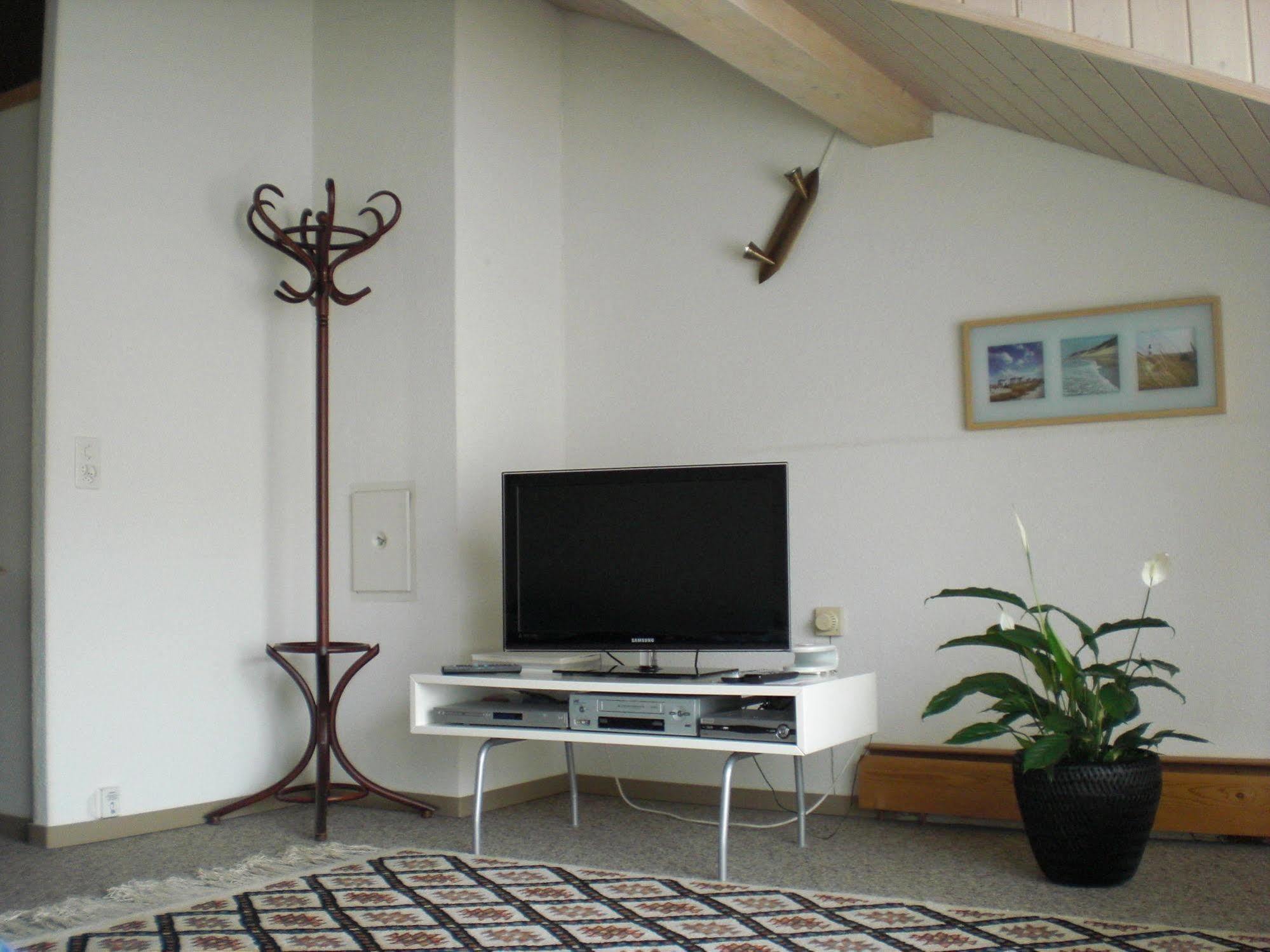 مبيت وإفطار Mybednbreakfast In Bottmingen المظهر الخارجي الصورة