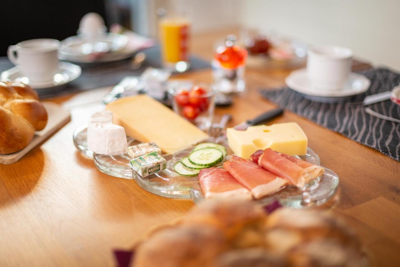 مبيت وإفطار Mybednbreakfast In Bottmingen المظهر الخارجي الصورة